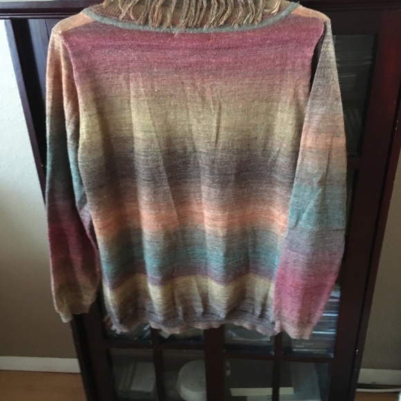 Seventh Avenue Fringed collar Sweater. - Picture 2 of 4